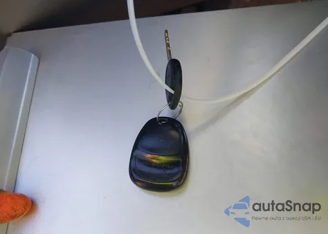 2004 Chevrolet Tahoe Ls z USA, uszkodzony, nr VIN 1GNEC13V34R285232